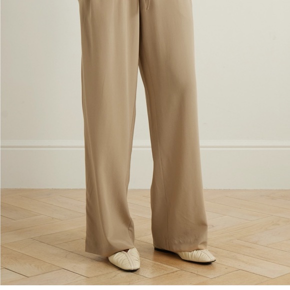 NWOT Matteau Silk Track Pants Beige - Picture 8 of 8